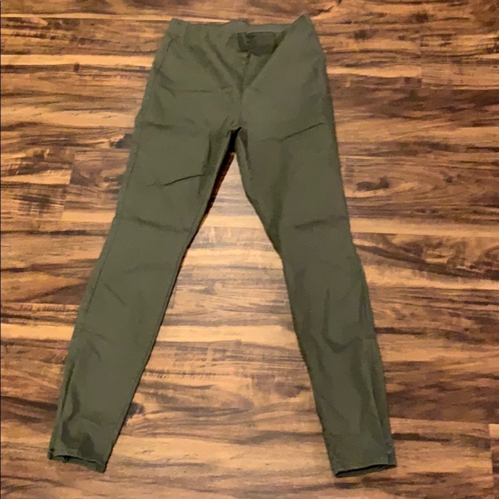 Green jeggings